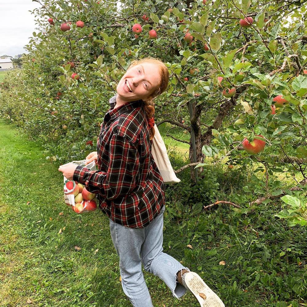 Meet your Posher, Amber